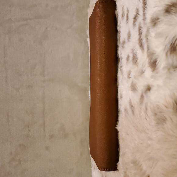 Michael Kors Jet Set Travel Wallet Saffiano Leather Luggage Color NWT - Picture 5 of 7